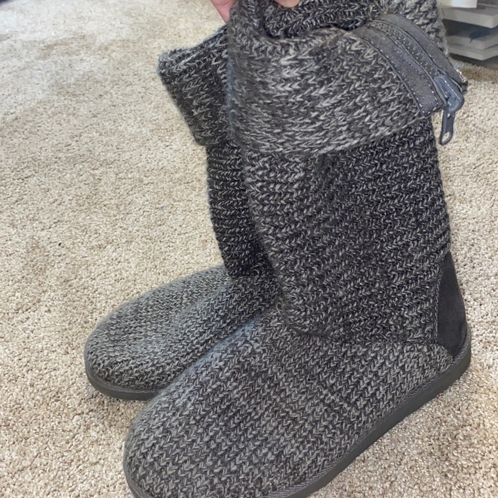 Grey (slipper) boots — can be worn inside and outside